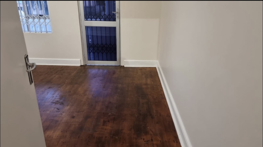 8 Bedroom Property for Sale in Quigney Eastern Cape